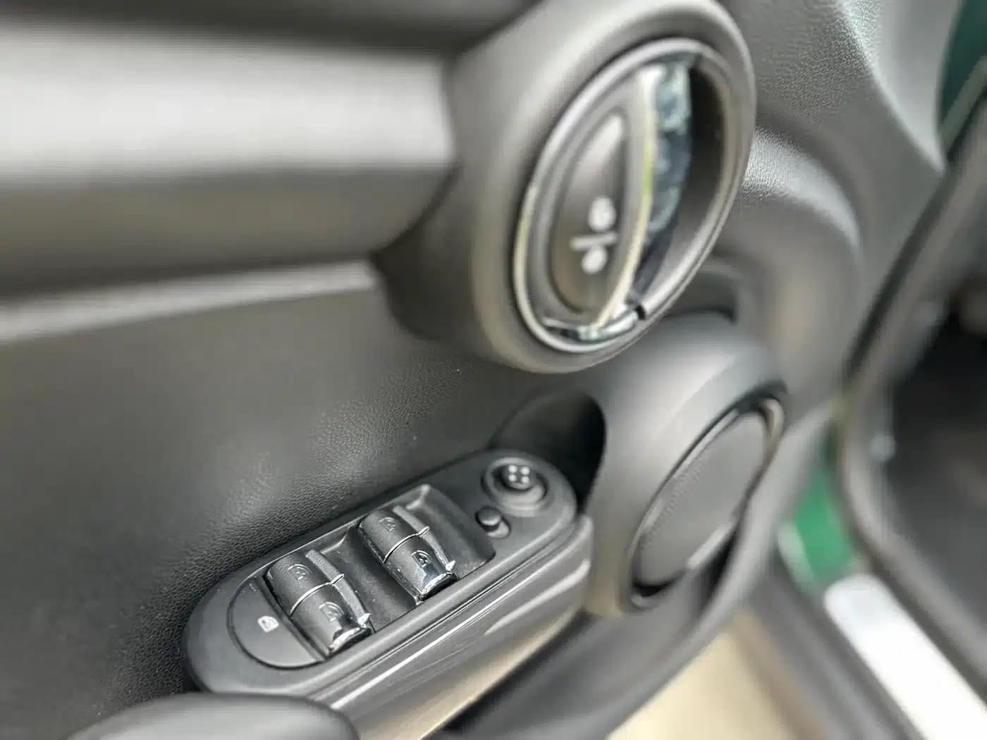 2016 MINI 1.2T ONE 5-Door — миниатюра 6