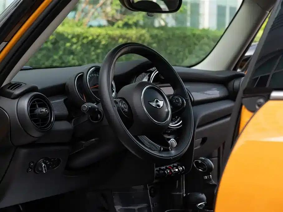2016 MINI 1.5T COOPER 5-door version — миниатюра 5
