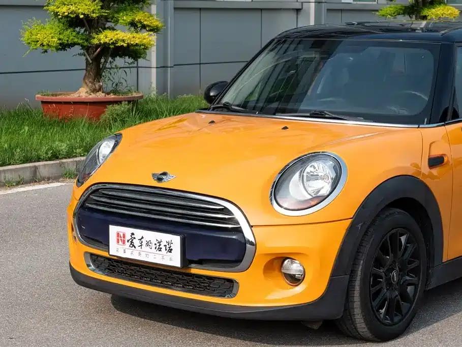 2016 MINI 1.5T COOPER 5-door version — миниатюра 6