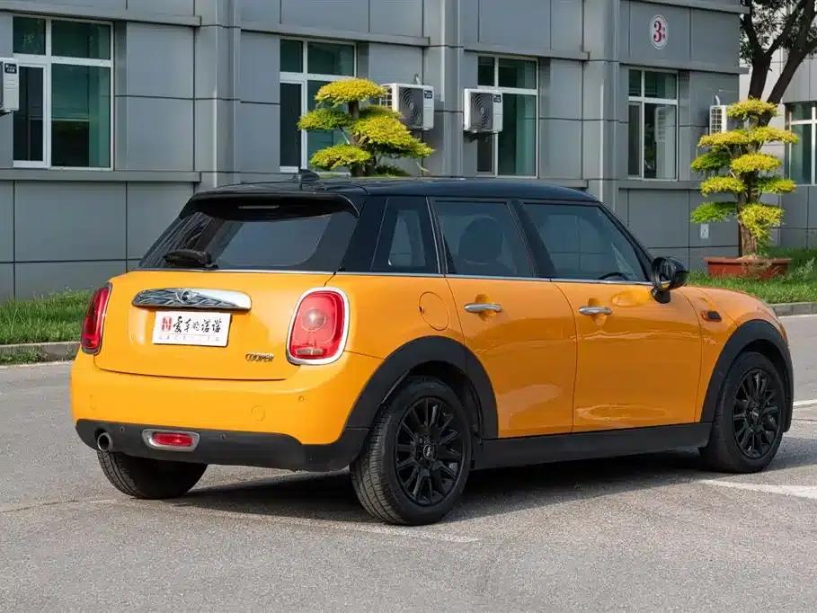 2016 MINI 1.5T COOPER 5-door version — миниатюра 7