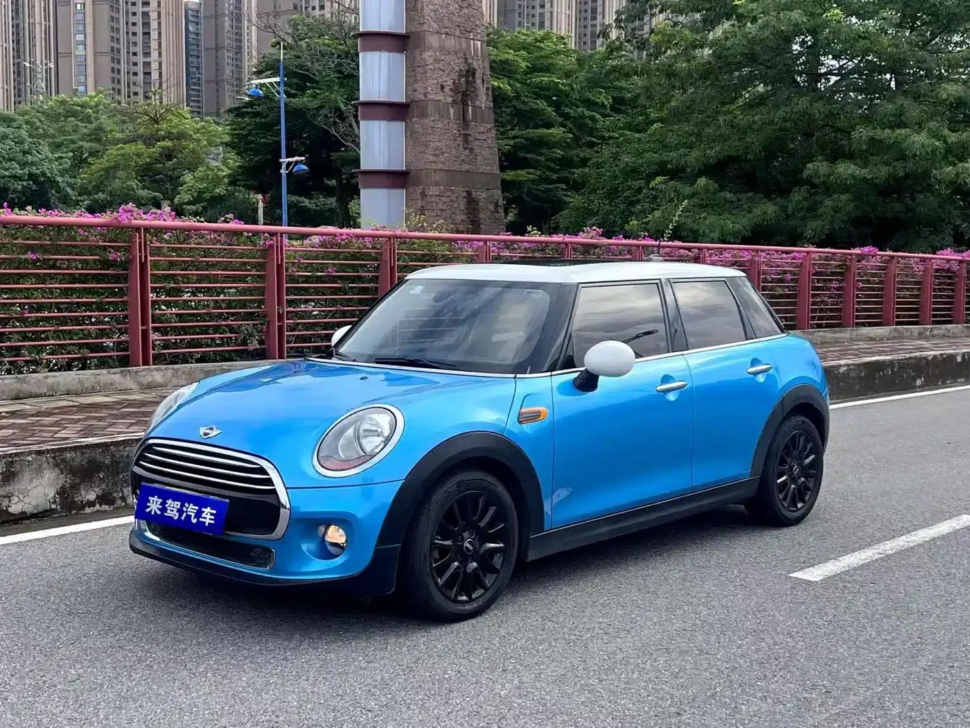 2016 MINI 1.5T COOPER 5-door version — миниатюра 1