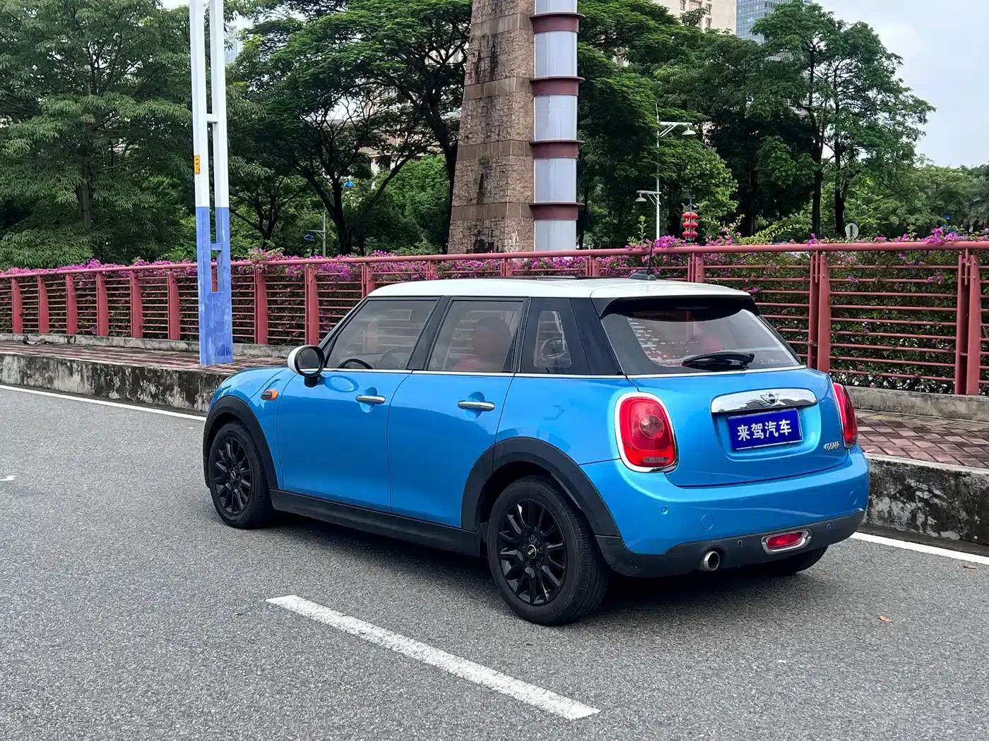 2016 MINI 1.5T COOPER 5-door version — миниатюра 4