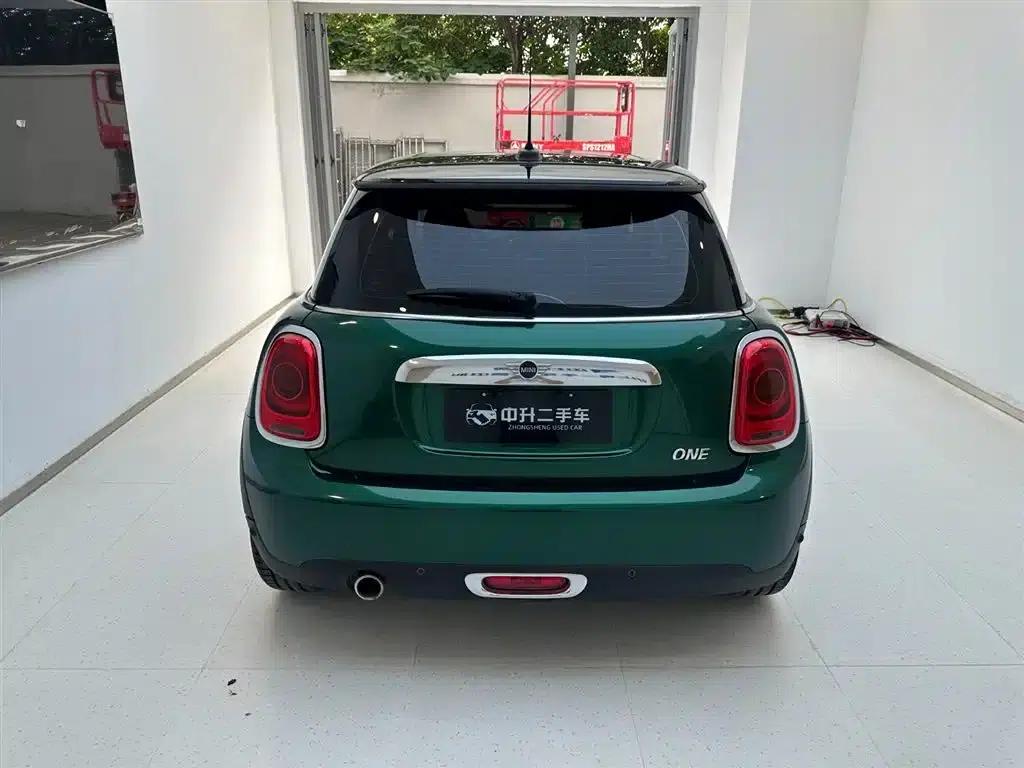 MINI 2019 1.5T ONE PLUS — миниатюра 4