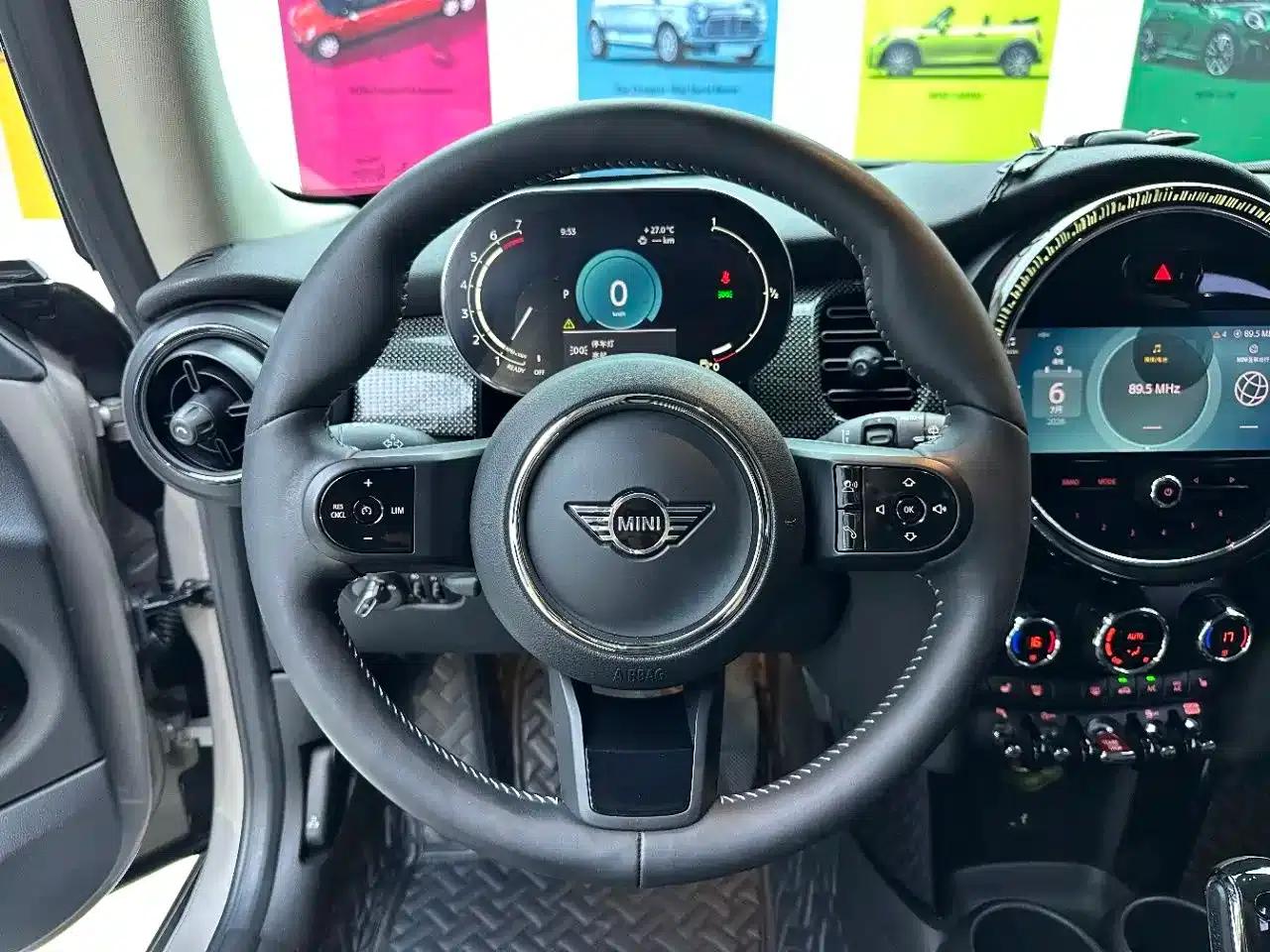 MINI 2022 1.5T COOPER Artist — миниатюра 14