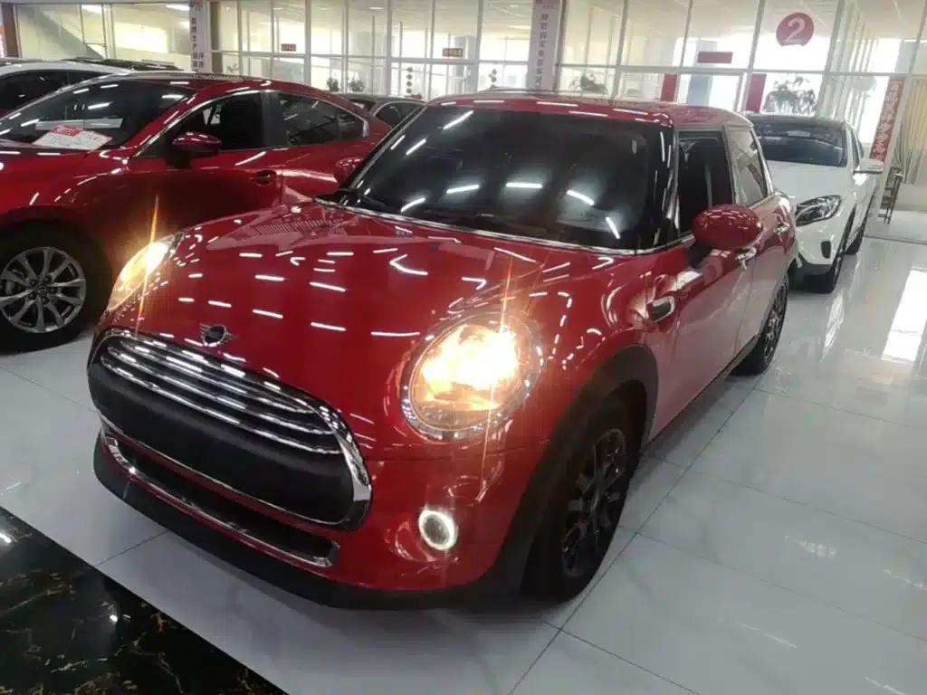 2019 MINI 1.5T ONE PLUS 5-Door Version — миниатюра 2