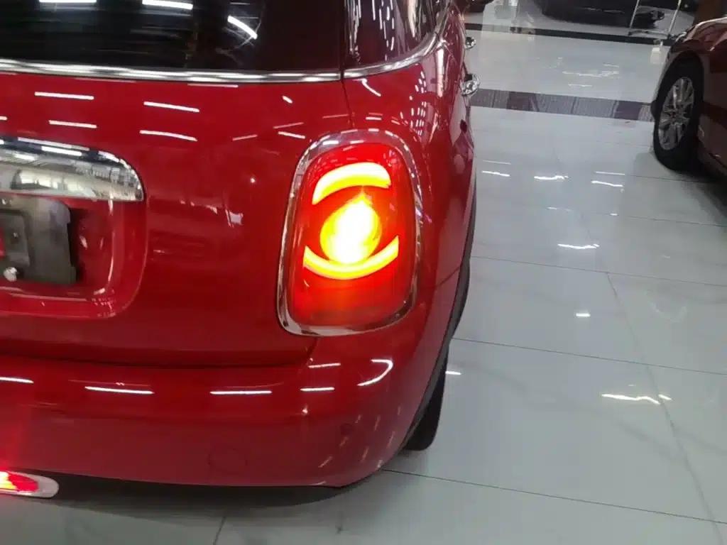 2019 MINI 1.5T ONE PLUS 5-Door Version — миниатюра 8