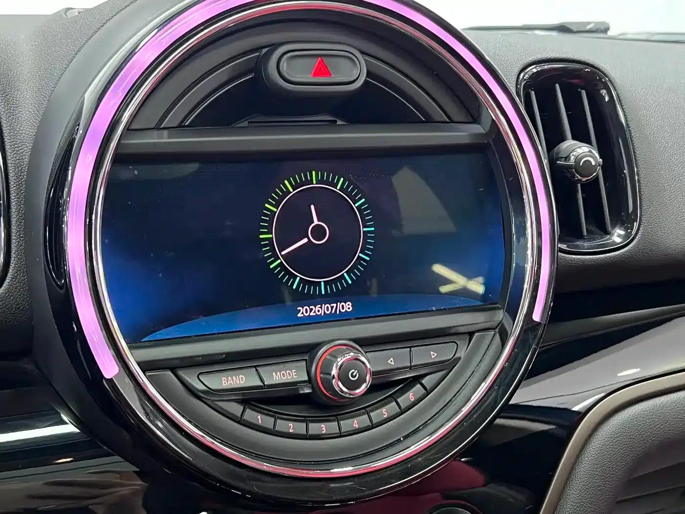 2018 MINI COUNTRYMAN 1.5T COOPER ALL4 Classic — миниатюра 30