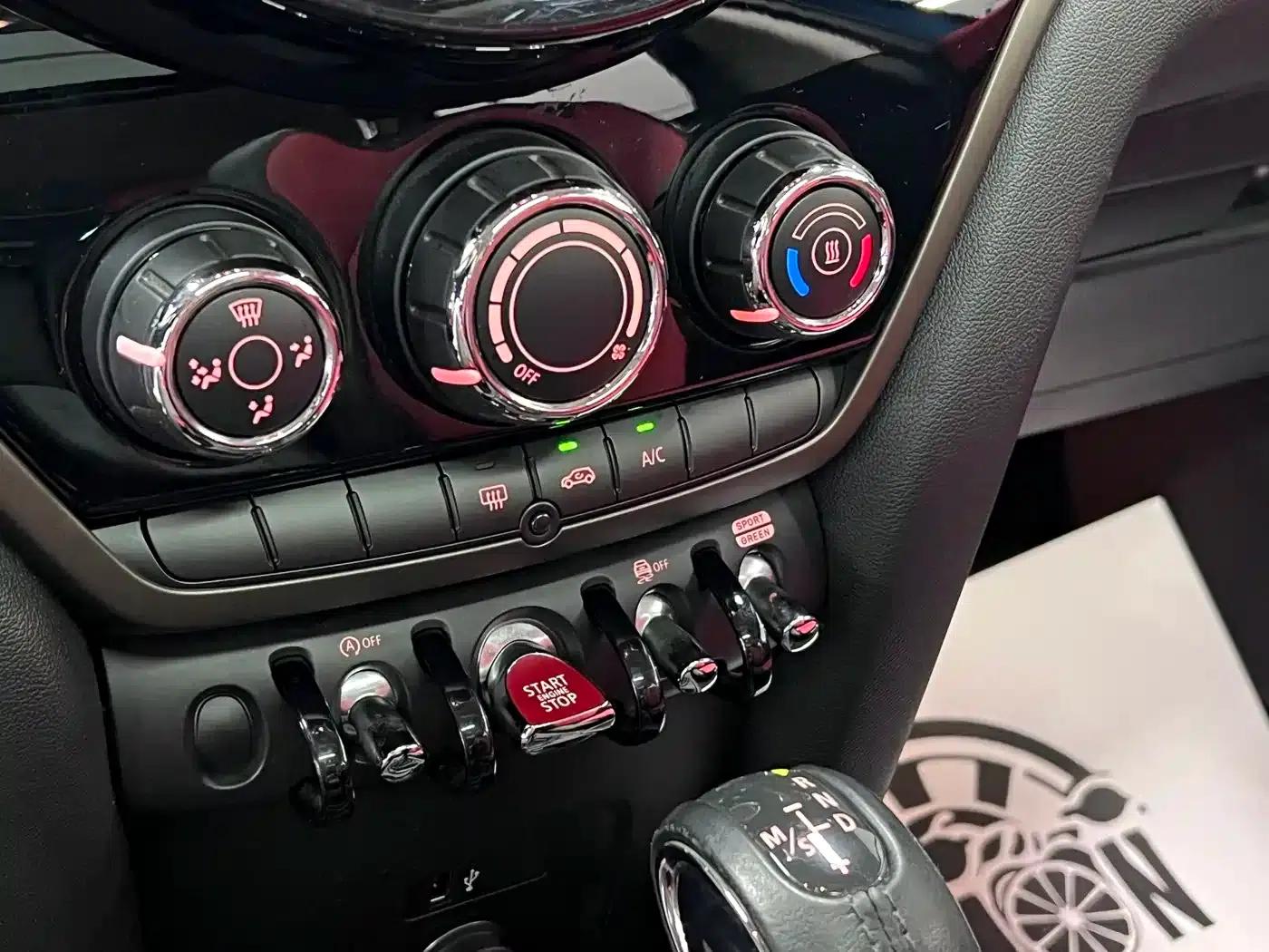 2018 MINI COUNTRYMAN 1.5T COOPER ALL4 Classic — миниатюра 31