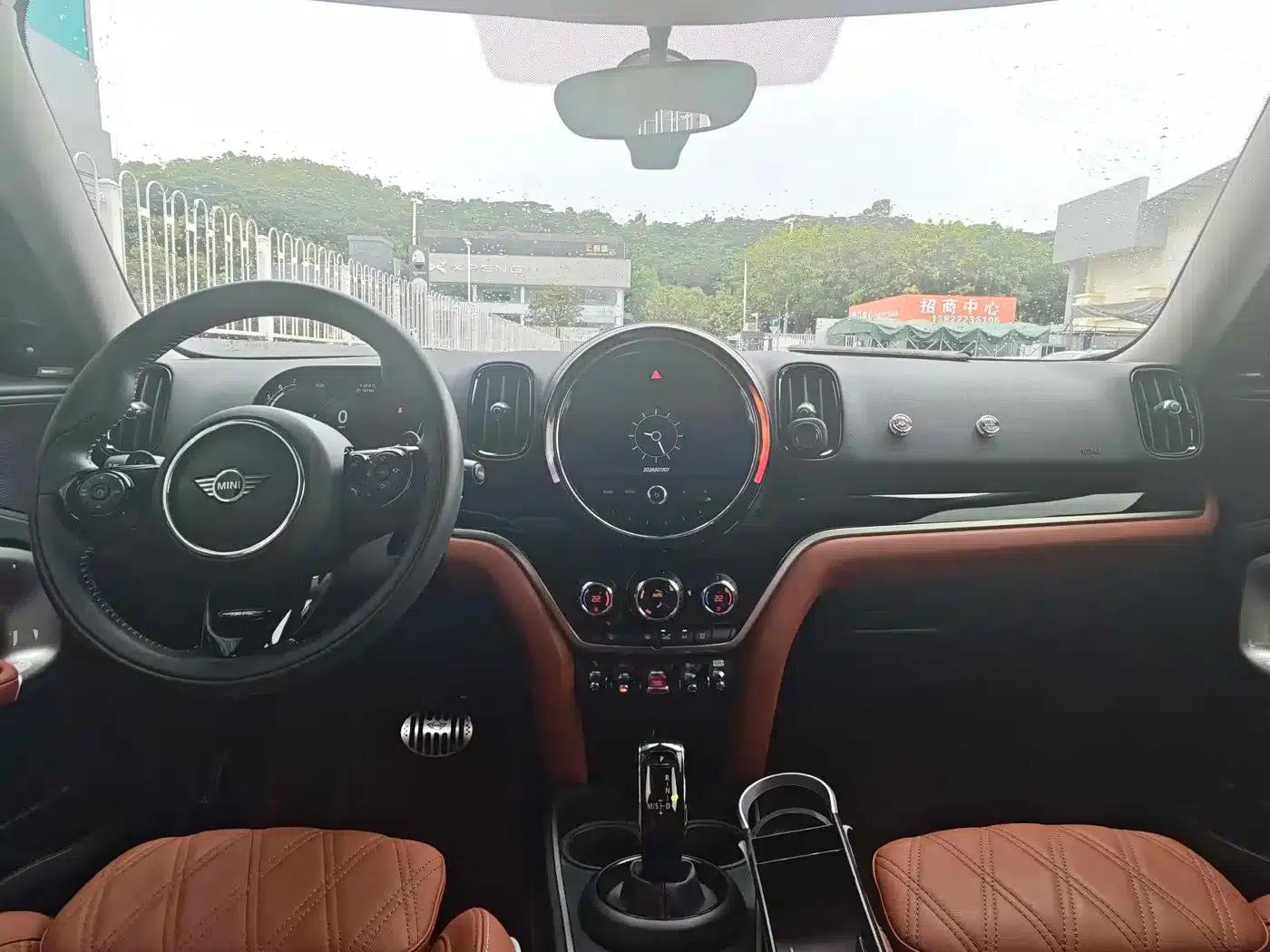 2021 MINI COUNTRYMAN 2.0T COOPER S ALL4 — миниатюра 11