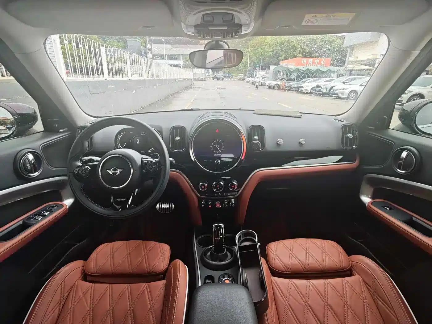 2021 MINI COUNTRYMAN 2.0T COOPER S ALL4 — миниатюра 14