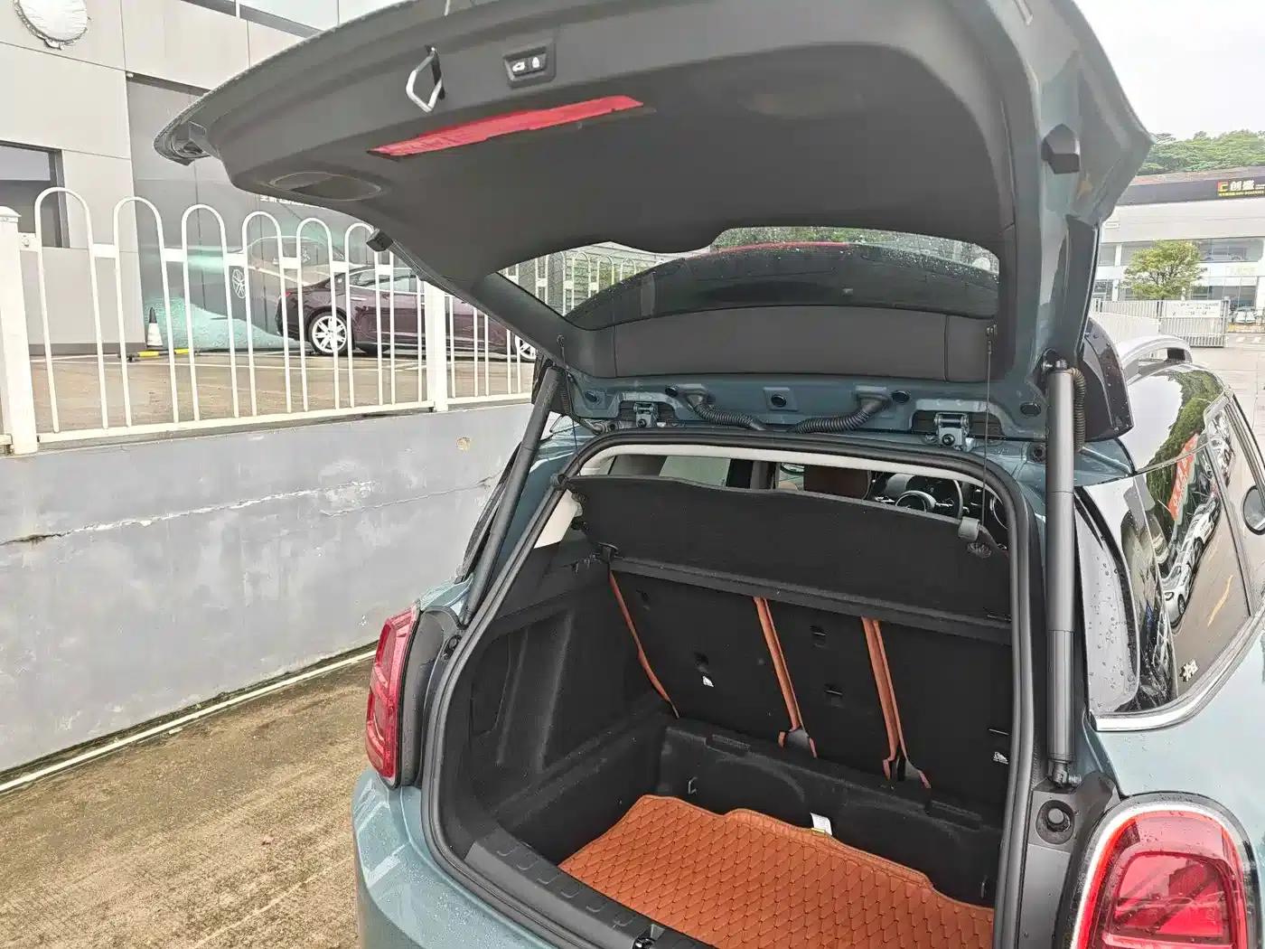 2021 MINI COUNTRYMAN 2.0T COOPER S ALL4 — миниатюра 17