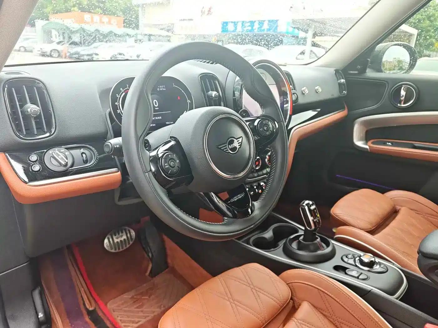 2021 MINI COUNTRYMAN 2.0T COOPER S ALL4 — миниатюра 8