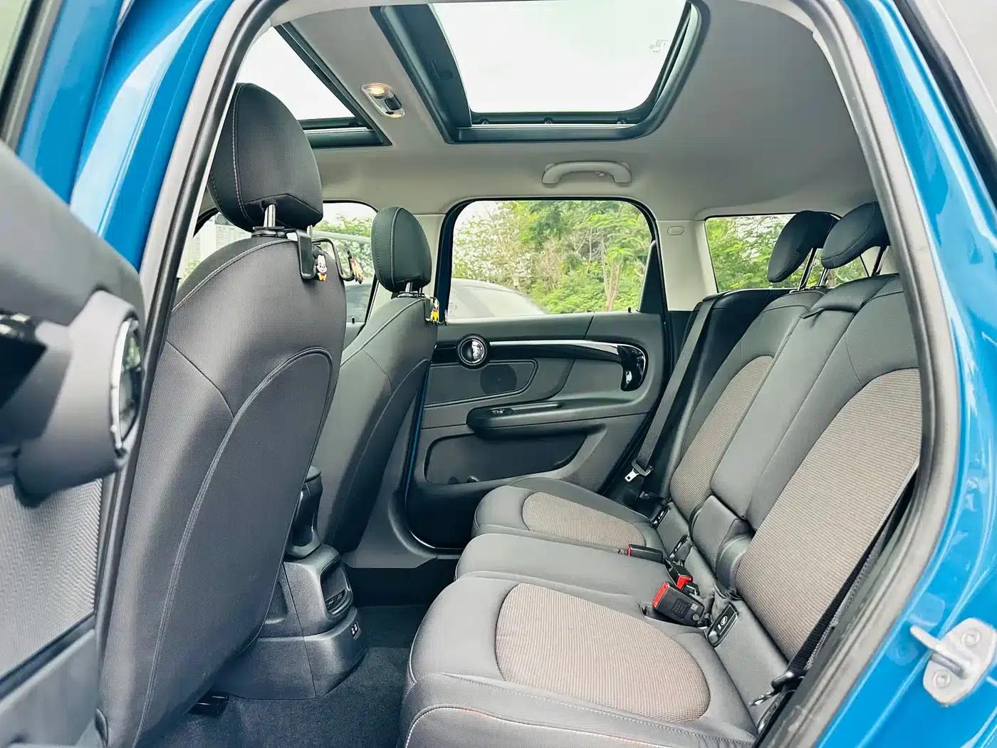 2019 MINI COUNTRYMAN 1.5T COOPER Classic Weekend Travel Edition — миниатюра 10