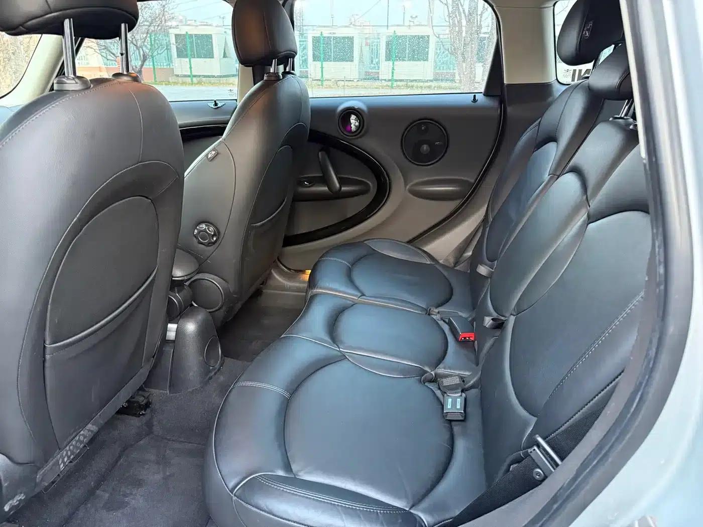 MINI COUNTRYMAN 2011 1.6L COOPER Excitement — миниатюра 12
