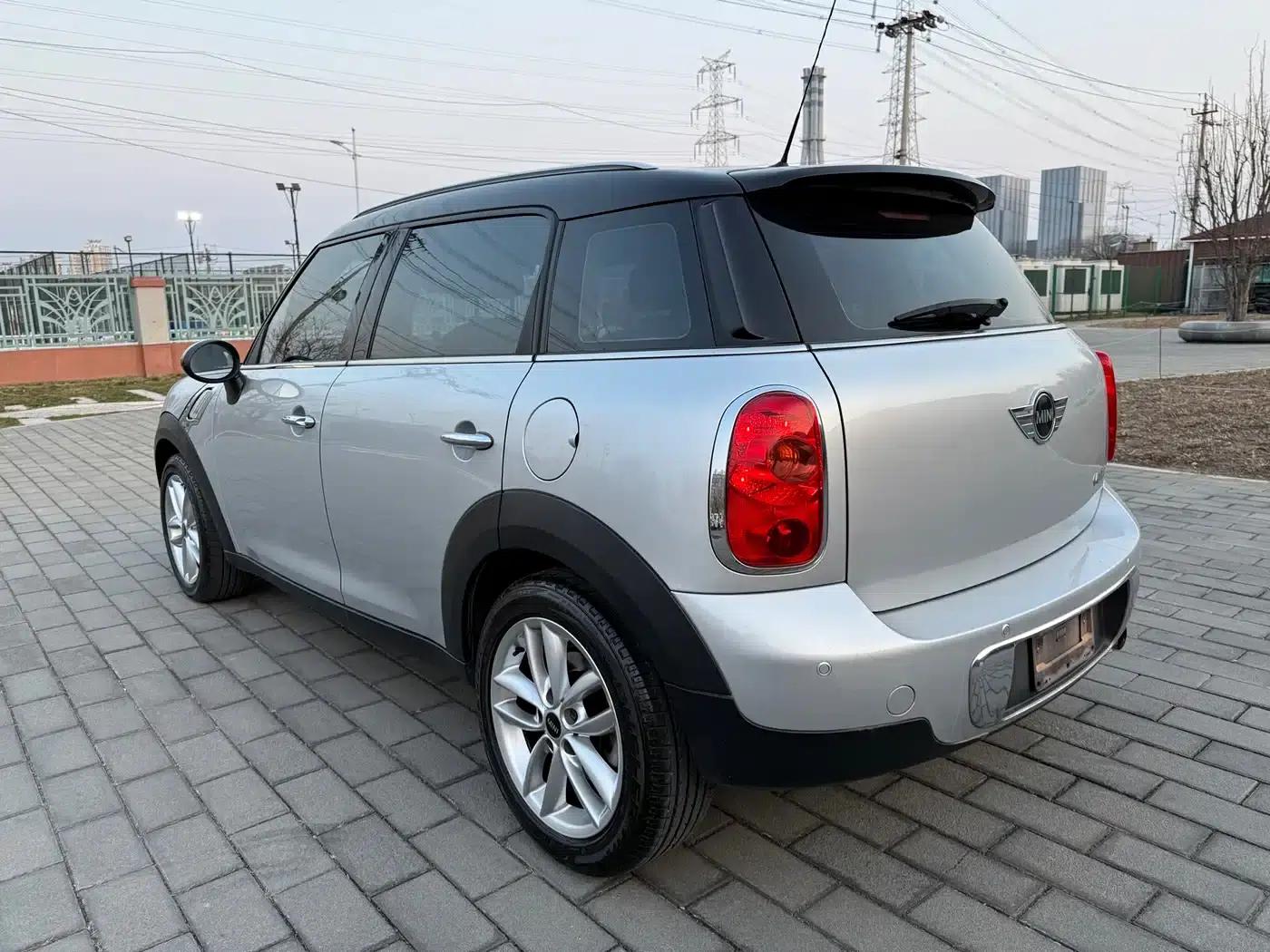 MINI COUNTRYMAN 2011 1.6L COOPER Excitement — миниатюра 6