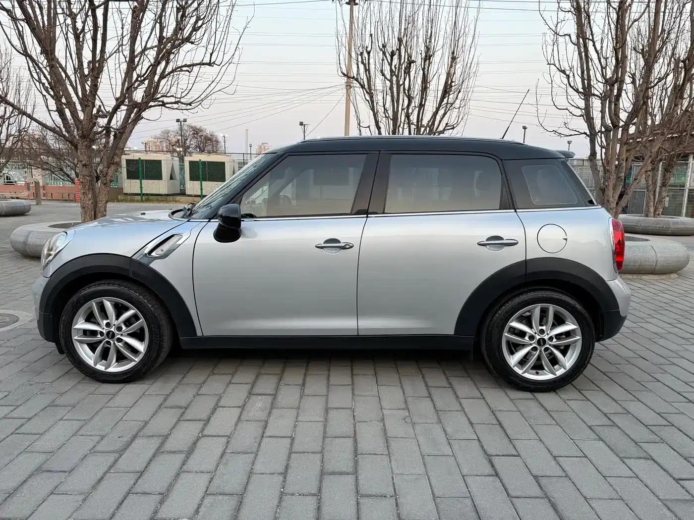 MINI COUNTRYMAN 2011 1.6L COOPER Excitement — миниатюра 7