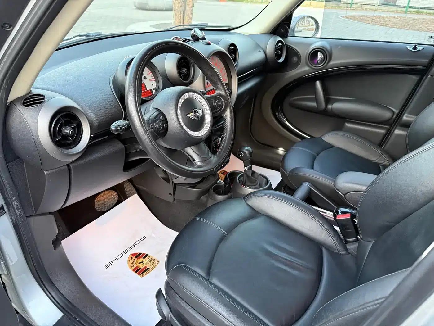 MINI COUNTRYMAN 2011 1.6L COOPER Excitement — миниатюра 9