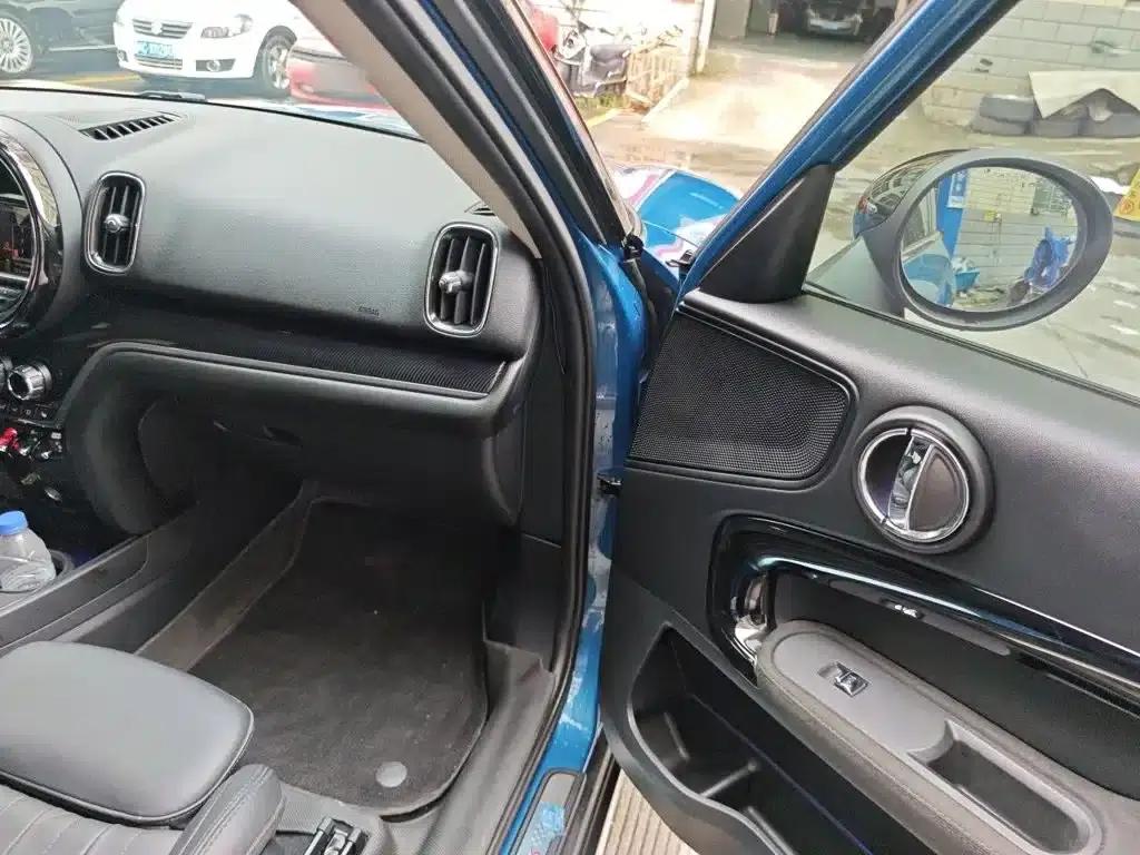 2018 MINI COUNTRYMAN 2.0T COOPER S ALL4 Artist — миниатюра 19