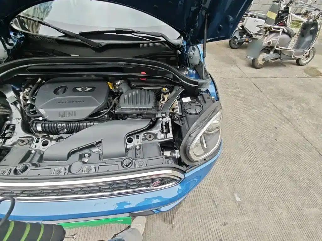 2018 MINI COUNTRYMAN 2.0T COOPER S ALL4 Artist — миниатюра 21