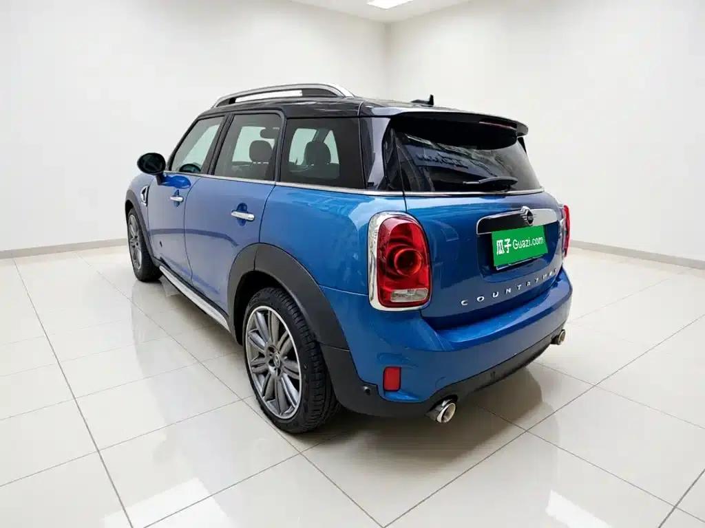 2018 MINI COUNTRYMAN 2.0T COOPER S ALL4 Artist — миниатюра 25