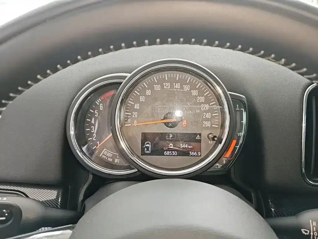 2019 MINI COUNTRYMAN 2.0T COOPER S ALL4 Artist — миниатюра 12