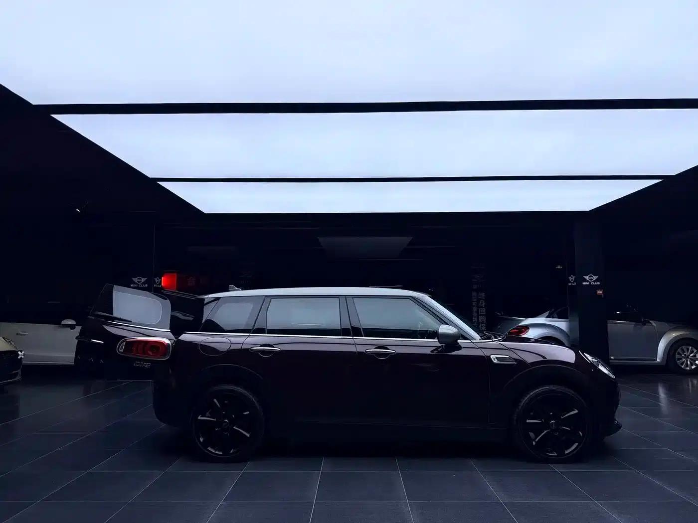 2016 MINI CLUBMAN Facelift 1.5T COOPER Connoisseur Edition — миниатюра 6