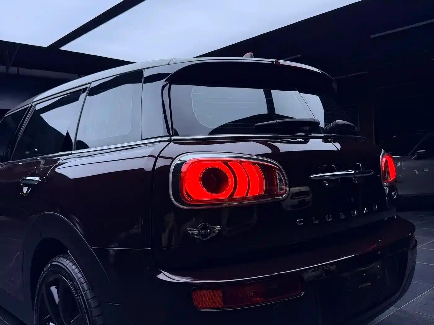 2016 MINI CLUBMAN Facelift 1.5T COOPER Connoisseur Edition — миниатюра 8
