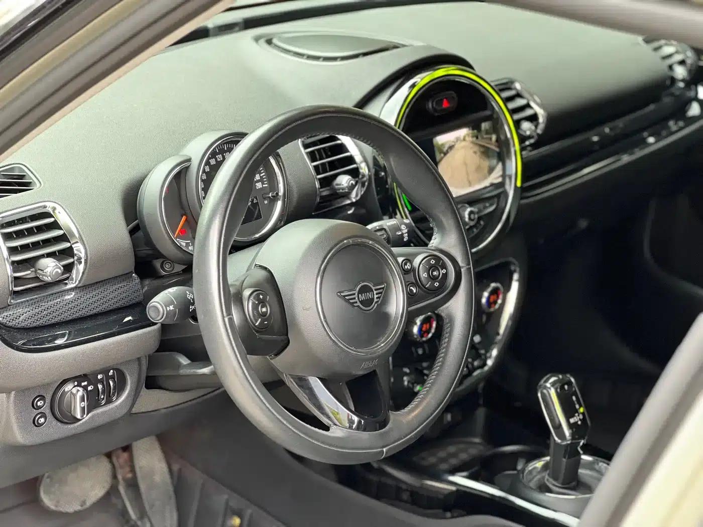 2019 MINI CLUBMAN 1.5T COOPER — миниатюра 7