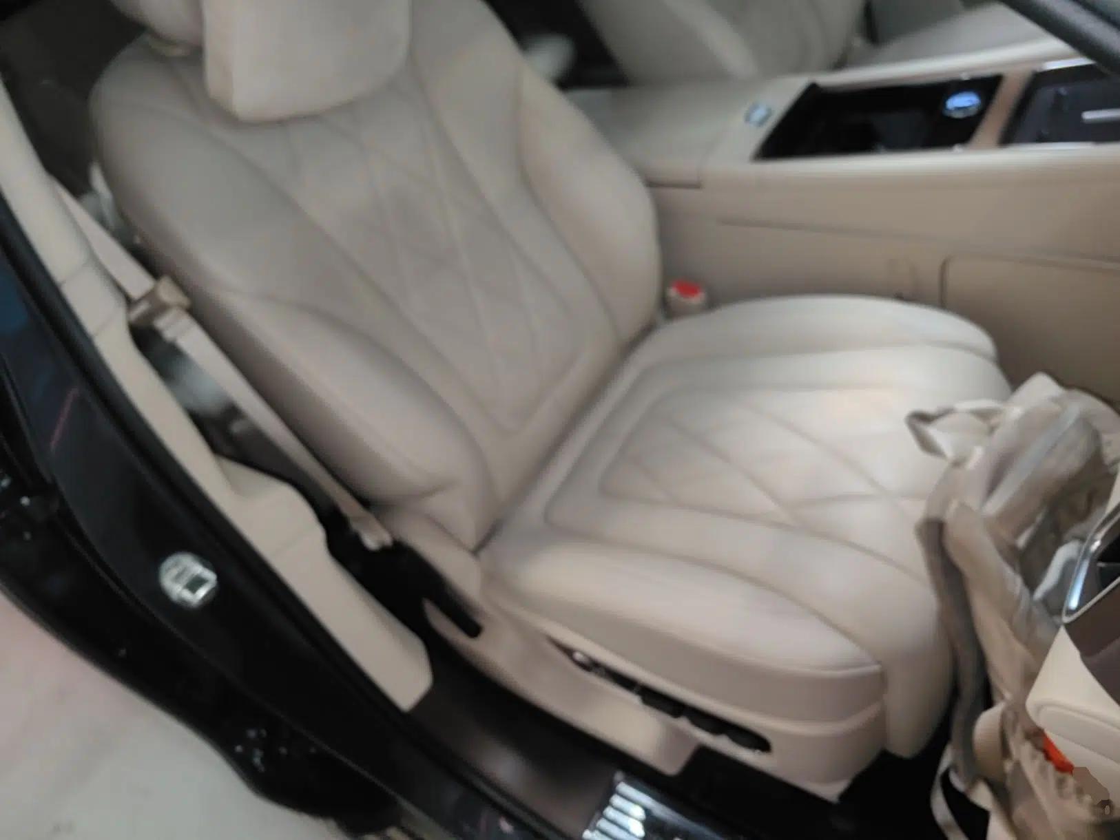 Hima AITO M9 2024 Range-Extended Ultra Version 52 kWh 6-Seater Model — миниатюра 19
