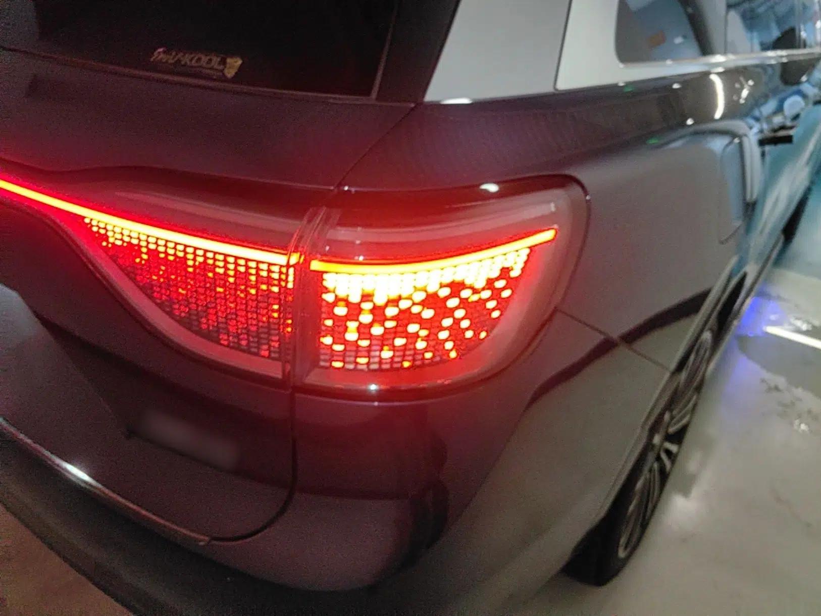 Hima AITO M9 2024 Range-Extended Ultra Version 52 kWh 6-Seater Model — миниатюра 9