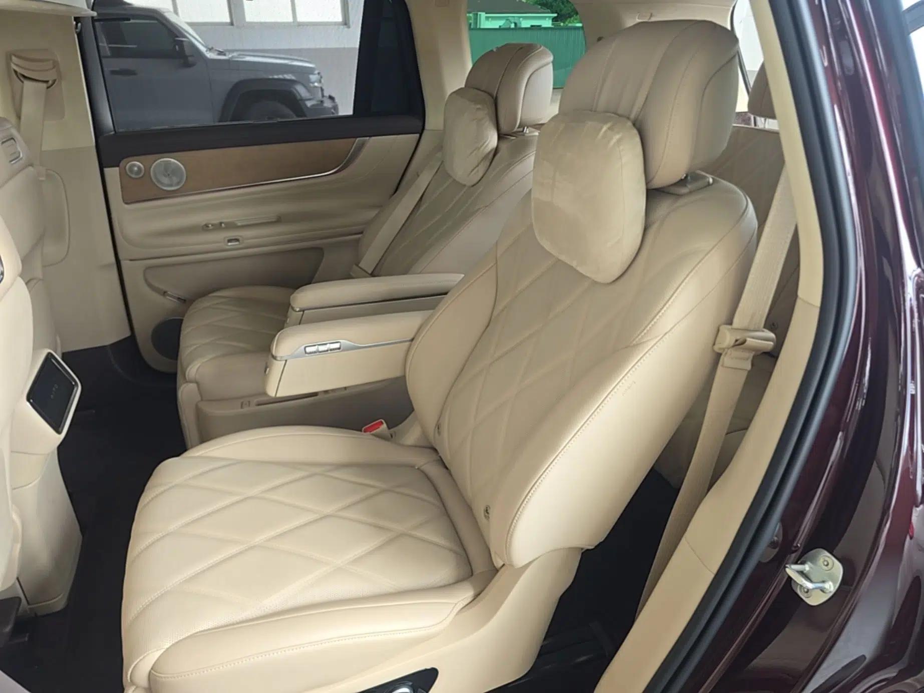 Hima AITO M9 2025 Pure Electric Ultra Version 100 kWh 6-Seater Model — миниатюра 20