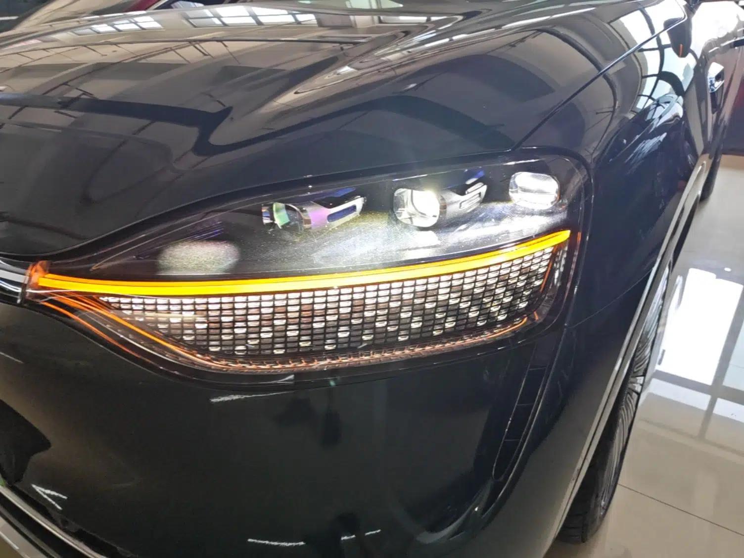 Hima AITO M9 2025 Extended-Range Ultra Version 52 kWh 6-Seater — миниатюра 8