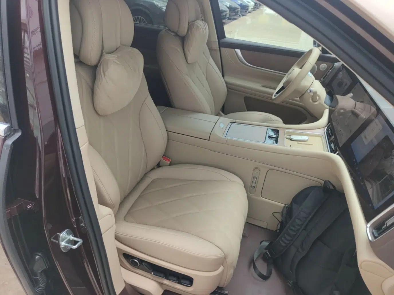 Hima AITO M9 2025 Extended-Range Ultra Version 52 kWh 5-Seater Edition — миниатюра 19