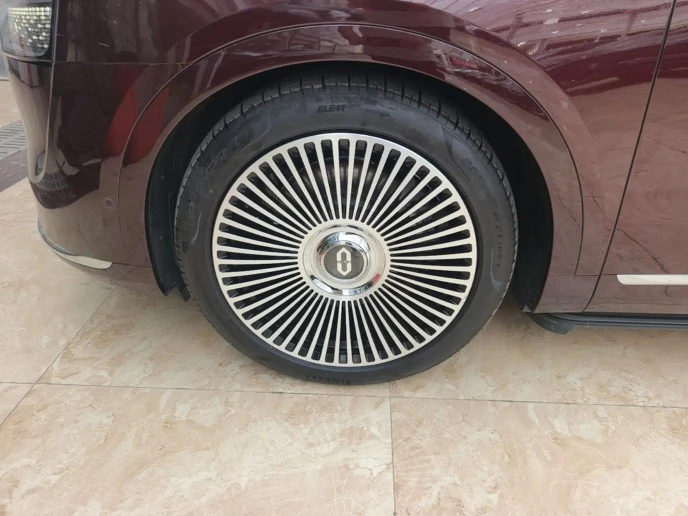 Hima AITO M9 2025 Extended-Range Ultra Version 52 kWh 5-Seater Edition — миниатюра 10