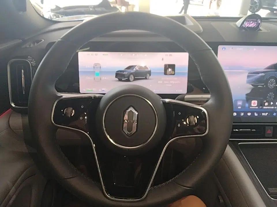 Hima AITO M9 2024 Range-Extended Ultra Version 52 kWh 5-Seater Model — миниатюра 13