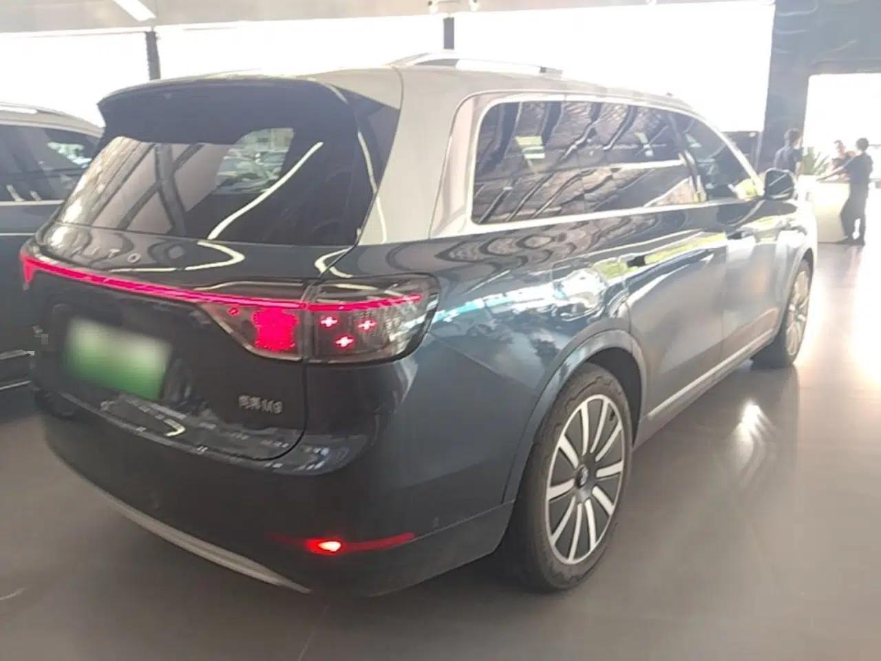Hima AITO M9 2024 Range-Extended Ultra Version 52 kWh 5-Seater Model — миниатюра 6
