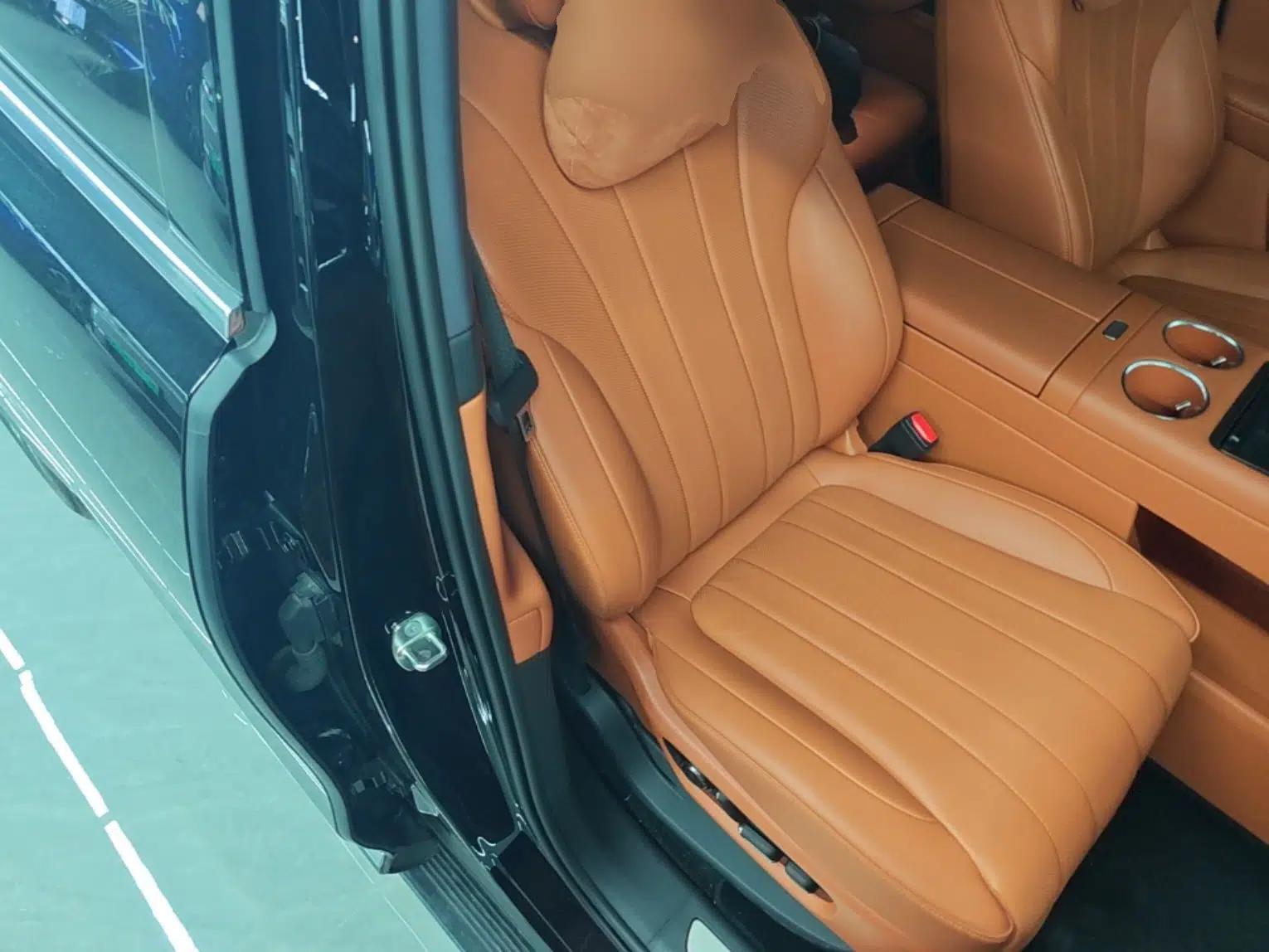 Hima AITO M7 2026 Model Range-Extending Ultra All-Wheel Drive 6-Seater Version — миниатюра 19