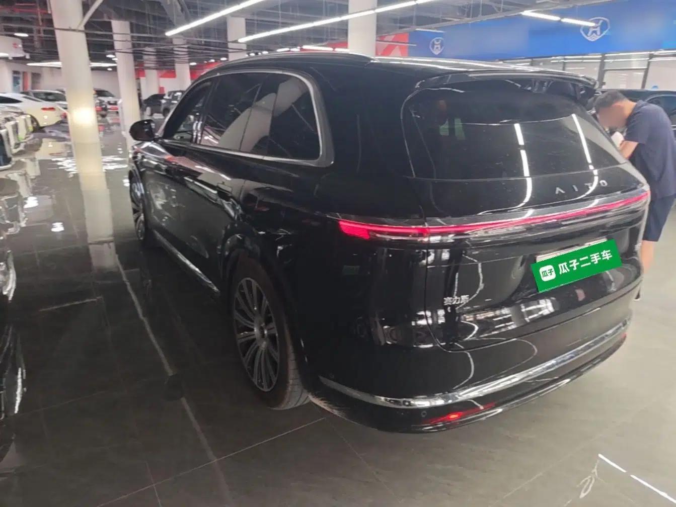 Hima AITO M7 2026 Model Range-Extending Ultra All-Wheel Drive 6-Seater Version — миниатюра 4