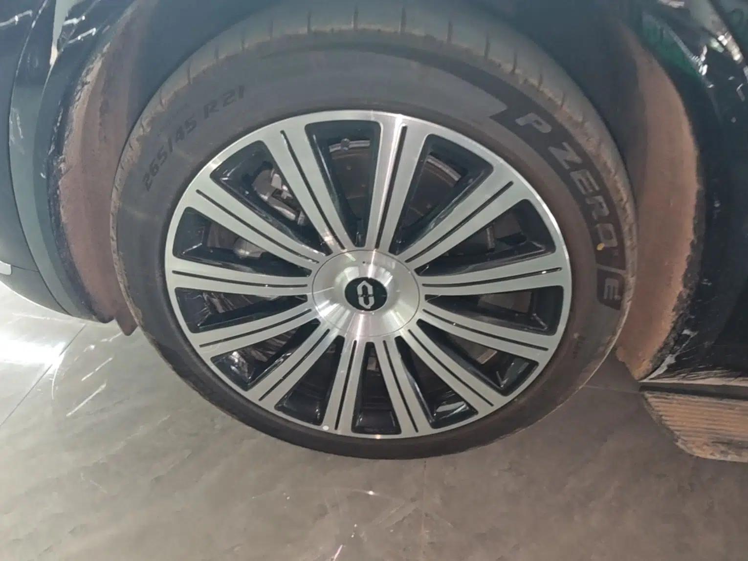 Hima AITO M7 2026 Model Range-Extending Ultra All-Wheel Drive 6-Seater Version — миниатюра 10
