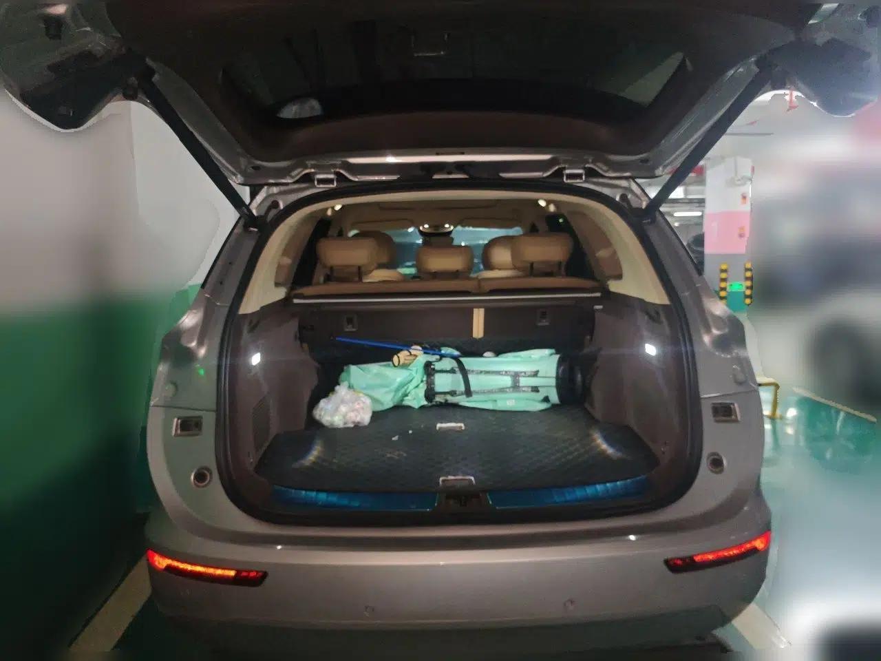 Hima AITO M7 2024 1.5T Intelligent Driving 4WD Max Edition 5 Seats — миниатюра 19