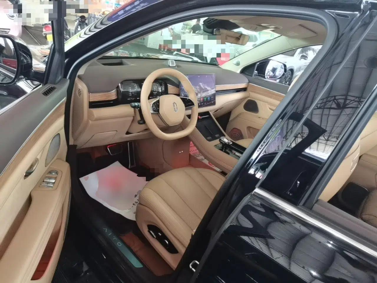 Hima AITO M7 2024 1.5T Rear-Drive Plus Version 6 Seats — миниатюра 22