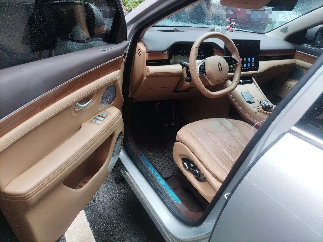 Hima AITO M7 2024 1.5T Rear-Drive Plus Version 5 Seats — миниатюра 16