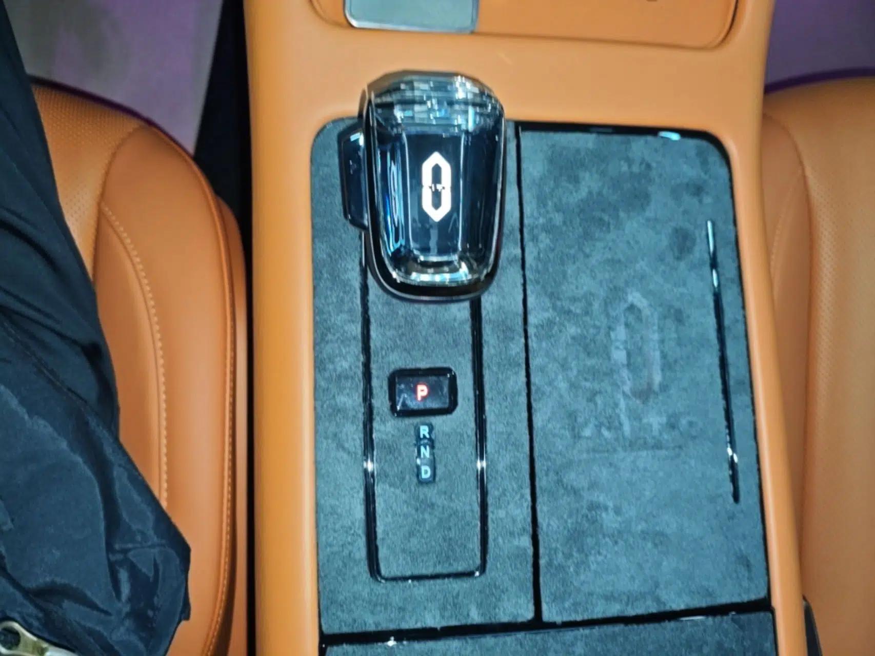 Hima AITO M7 2024 1.5T Intelligent Driving Rear-Drive Ultra Version 6 Seats — миниатюра 21