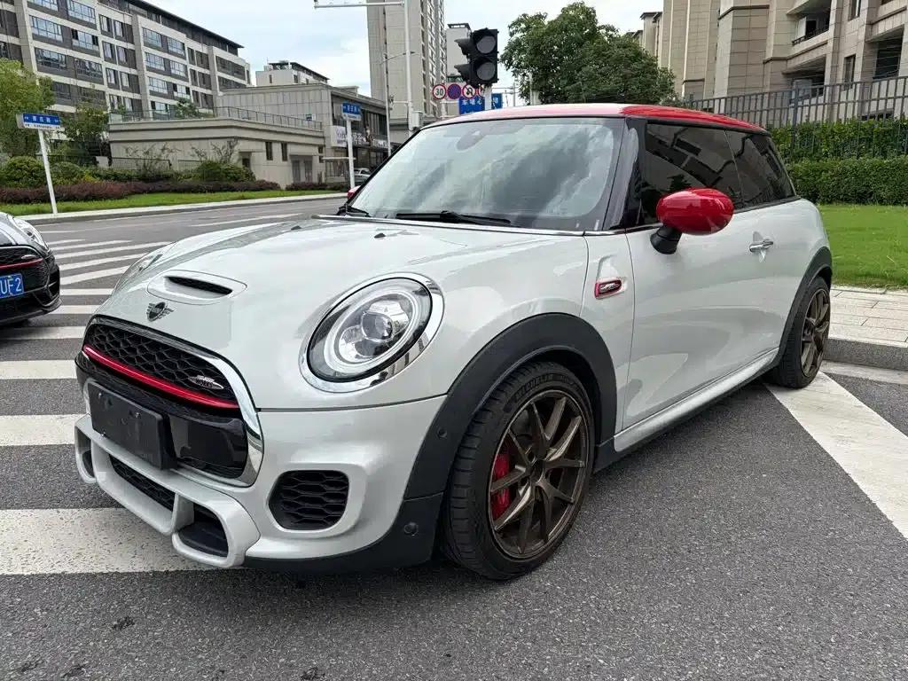 MINI JCW 2020 2.0T JOHN COOPER WORKS ALL-IN — миниатюра 1