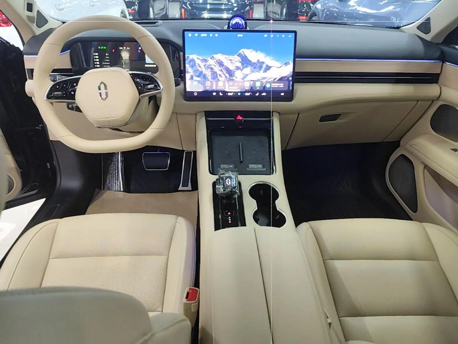 Hima AITO M5 2024 Extended-Range Max Rear-Wheel Drive Advanced Intelligent Driving Version — миниатюра 17