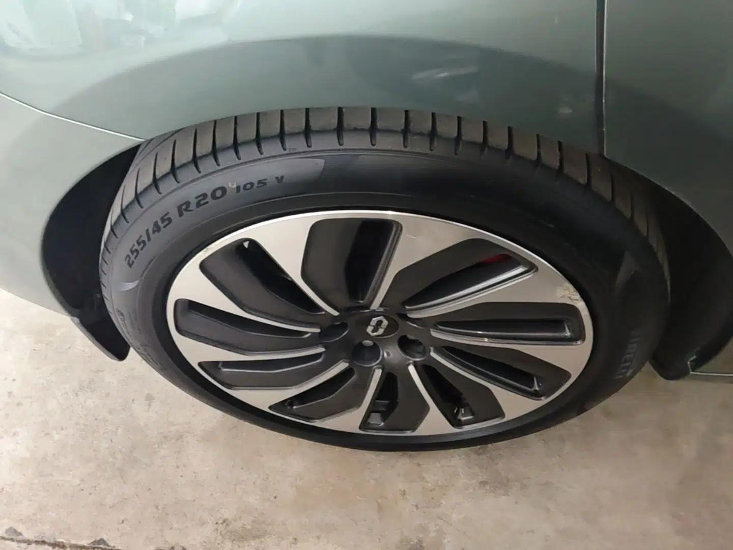 Hima AITO M5 2022 Extended-Range Four-Wheel Drive Ultimate Edition — миниатюра 11