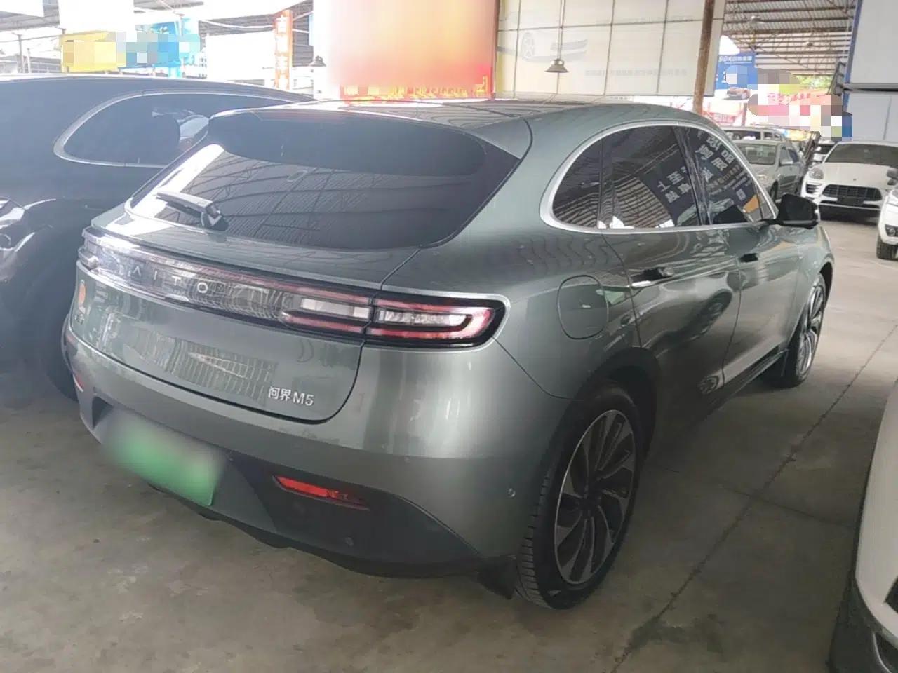 Hima AITO M5 2022 Extended-Range Four-Wheel Drive Ultimate Edition — миниатюра 6