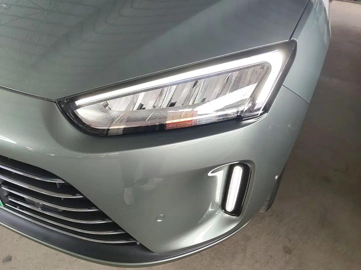Hima AITO M5 2022 Extended-Range Four-Wheel Drive Ultimate Edition — миниатюра 8