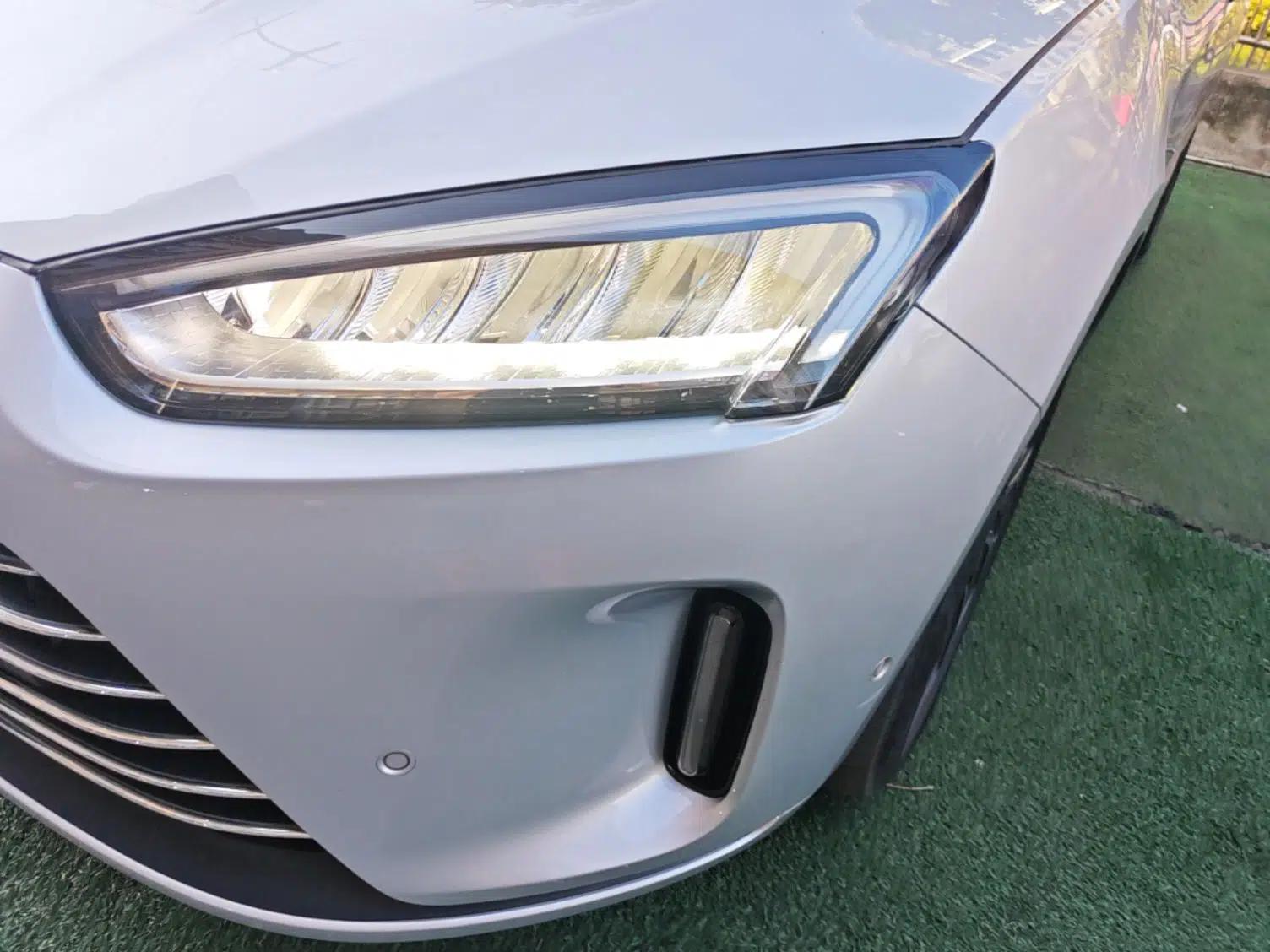 Hima AITO M5 2022 Extended-Range Four-Wheel Drive Performance Version — миниатюра 8