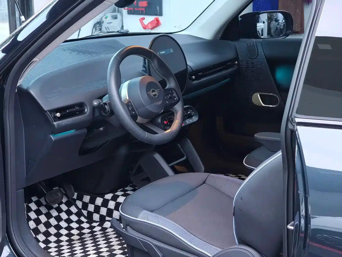 2025 Electric MINI Cooper (456km/h) - Cooper E Classic — миниатюра 7